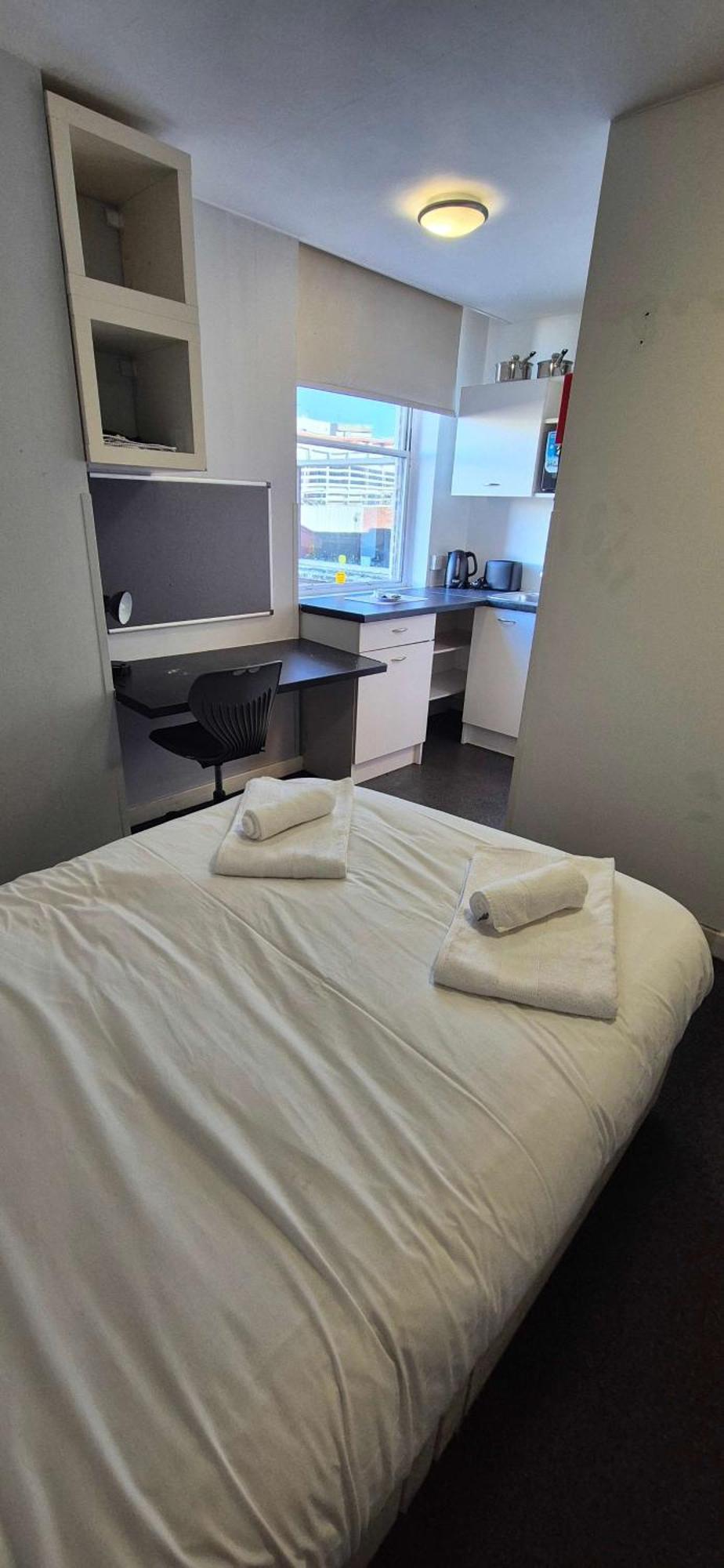 Comfortable Budget In Centre Coventry